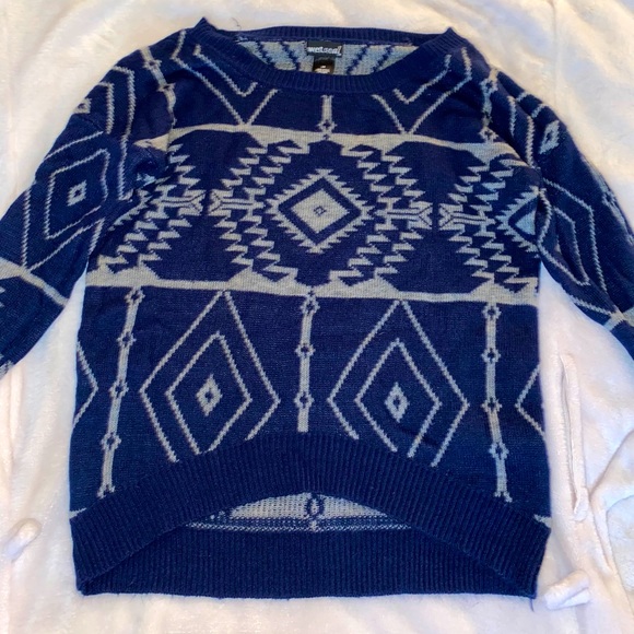 Aztec print cozy sweater - Picture 2 of 5